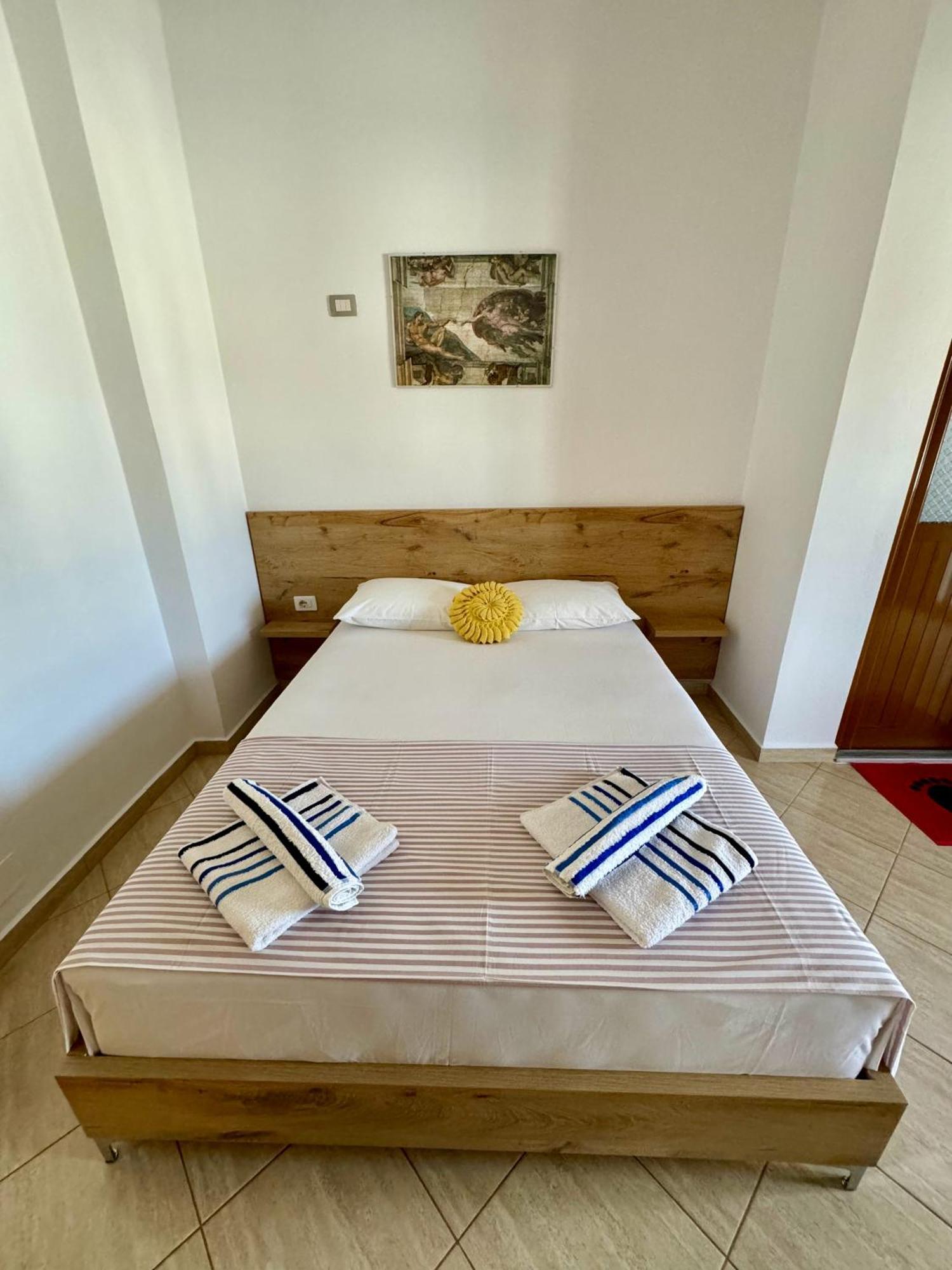 Villa Mihal Apartments Ksamil Eksteriør billede