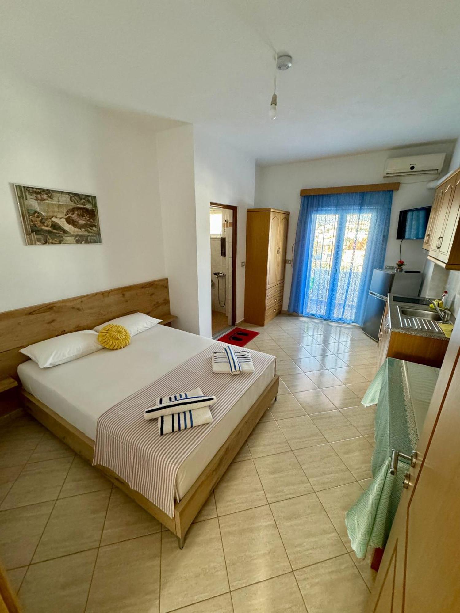 Villa Mihal Apartments Ksamil Eksteriør billede